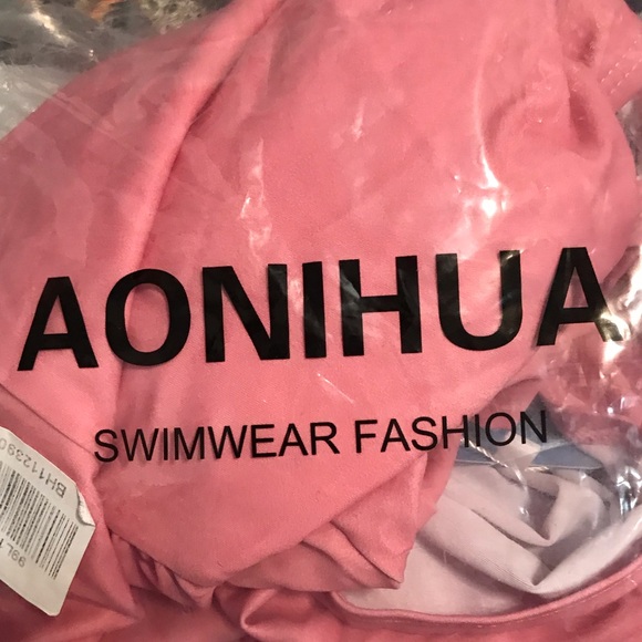 Pink ruffle sleeve one piece NWT sz XL - Picture 4 of 8